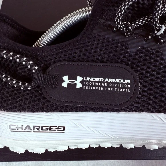 Under Armour Fat Tire Venture Shoes Men's 10 #3027562-002‎ Black White New - Picture 4 of 8